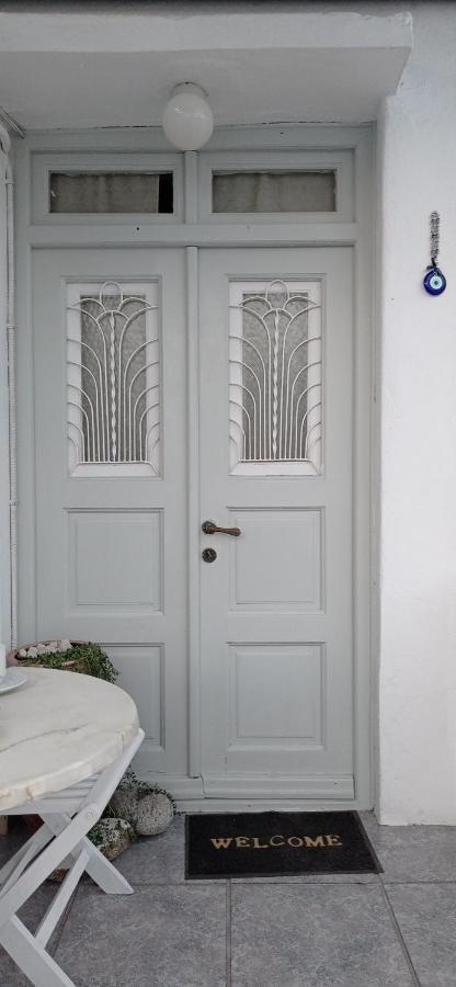 Town Apartment Mykonos Town Bagian luar foto