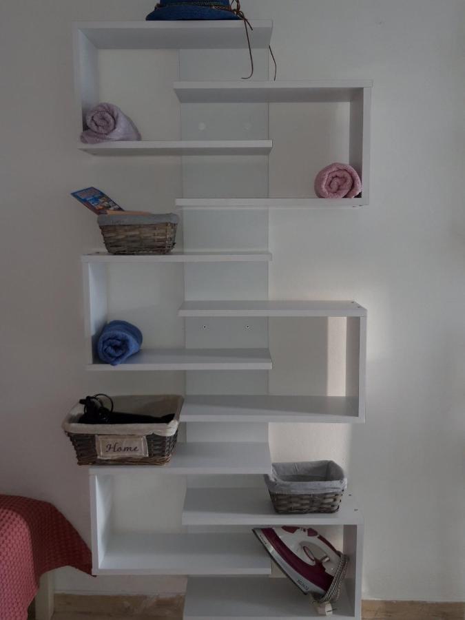 Town Apartment Mykonos Town Bagian luar foto