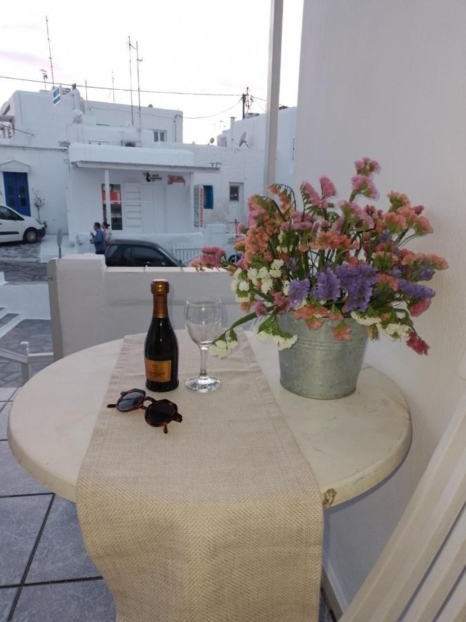 Town Apartment Mykonos Town Bagian luar foto