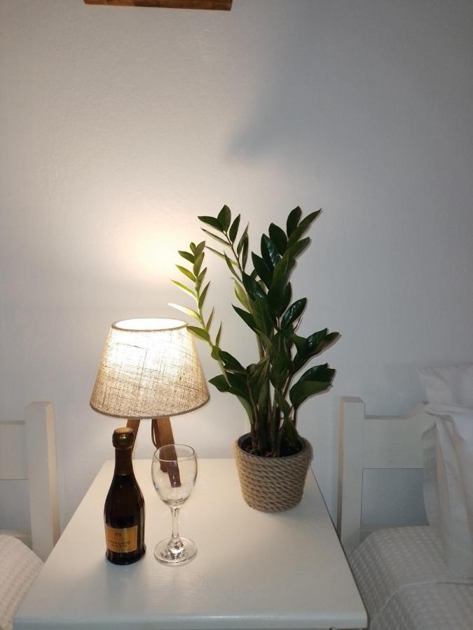 Town Apartment Mykonos Town Bagian luar foto